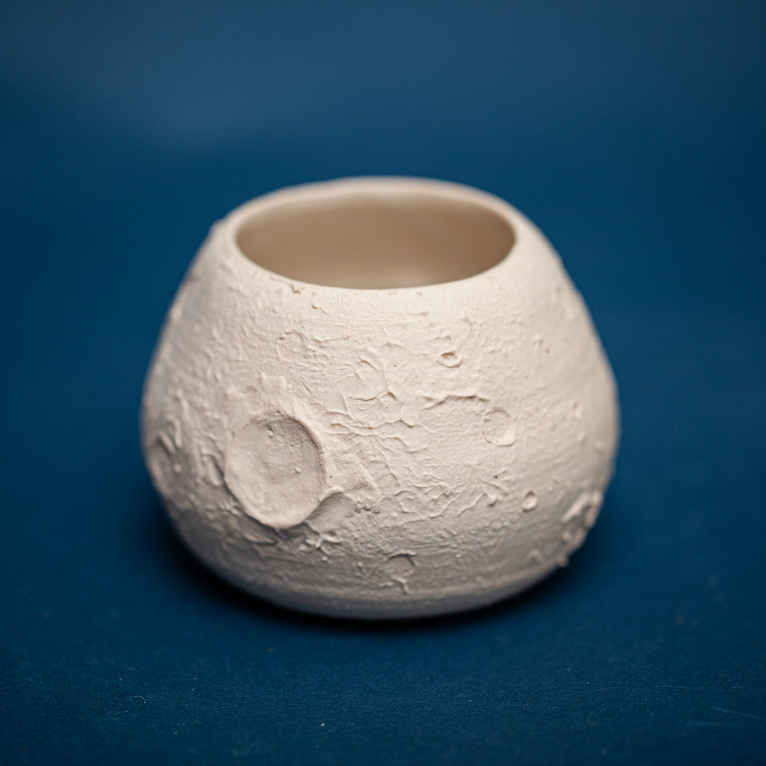 Moon Vase - Melike Carr